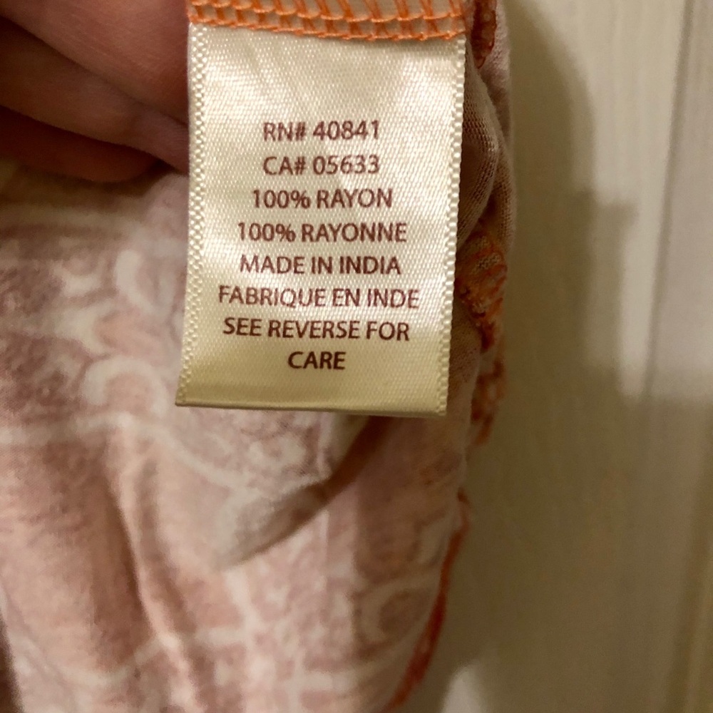 EUC! Aventura Tank Top— Medium - Picture 3 of 4